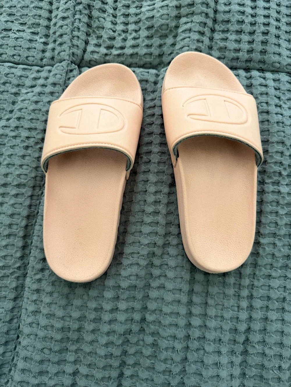 Champion Girls Pink Slides Size 2 Slip On Sandals